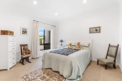 Photo of property in 22 Glamis Avenue, Manly, Whangaparaoa, 0930