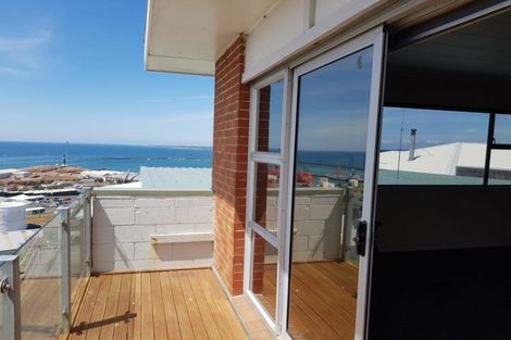 Photo of property in 4/31 Findlay Street, Moturoa, New Plymouth, 4310