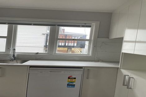 Photo of property in 41 Park Road, Glenfield, Auckland, 0629