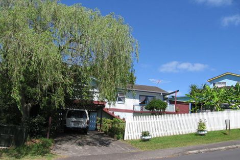Photo of property in 37 Castleton Street, Birkdale, Auckland, 0626