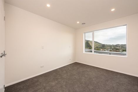 Photo of property in 103 Kakariki Grove, Waikanae, 5036