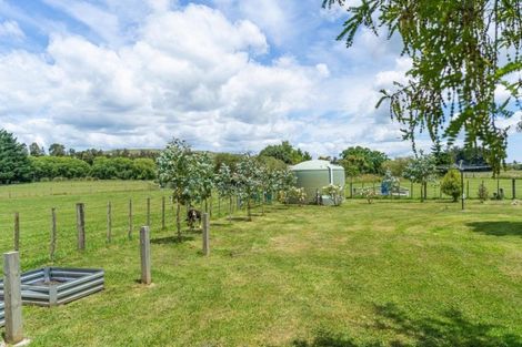 Photo of property in 501 Waihakeke Road, Taumata Island, Carterton, 5792