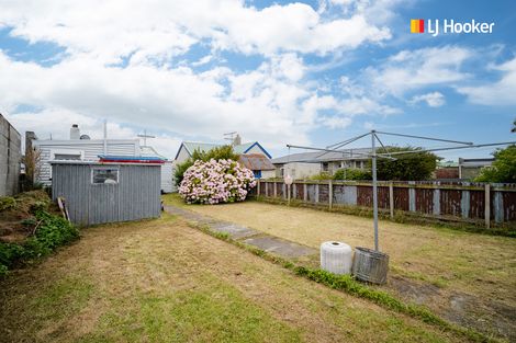 Photo of property in 42 Fawcett Street, South Dunedin, Dunedin, 9012