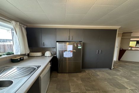 Photo of property in 16 Clematis Avenue, Pukete, Hamilton, 3200