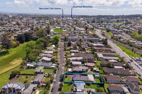 Photo of property in 102 Beaumonts Way, Manurewa, Auckland, 2102