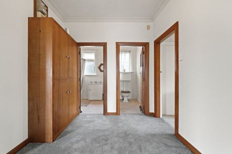 Photo of property in 16 Derwent Street, Helensburgh, Dunedin, 9010