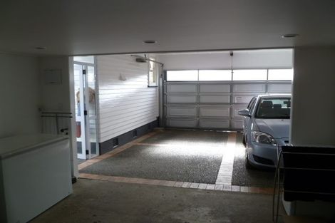 Photo of property in 18 Churchill Avenue, Hokowhitu, Palmerston North, 4410