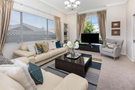 Photo of property in 5 Pintner Place, Somerville, Auckland, 2014