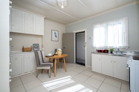 Photo of property in 2/101 Maddison Street, Akina, Hastings, 4122