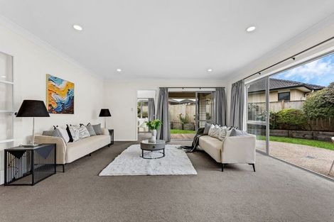 Photo of property in 125 Wayne Francis Drive, Flat Bush, Auckland, 2016