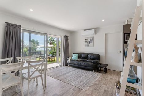 Photo of property in 1437 Clevedon Kawakawa Road, Kawakawa Bay, Papakura, 2585