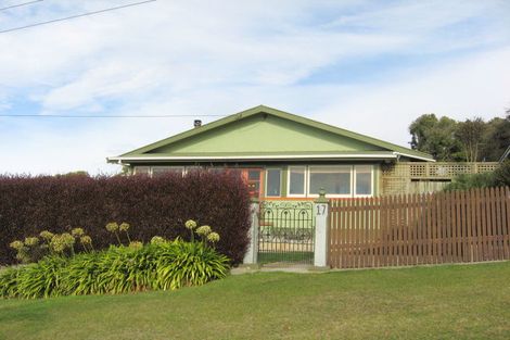 Photo of property in 21 Semple Street, Kakanui, Oamaru, 9495