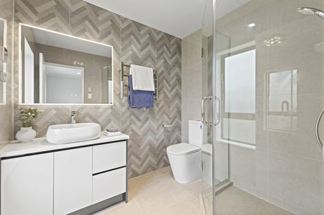 Photo of property in 5 Knockanara Drive, Flat Bush, Auckland, 2019