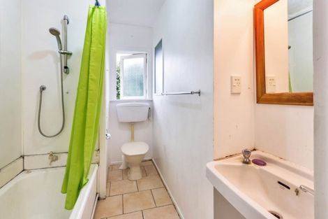 Photo of property in 16 Edinburgh Street, Tuakau, 2121