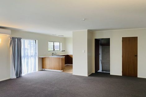 Photo of property in 1/60 Sandspit Road, Cockle Bay, Auckland, 2014