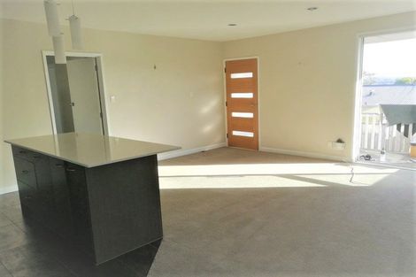 Photo of property in 16 Trinidad Road, Sunnynook, Auckland, 0620