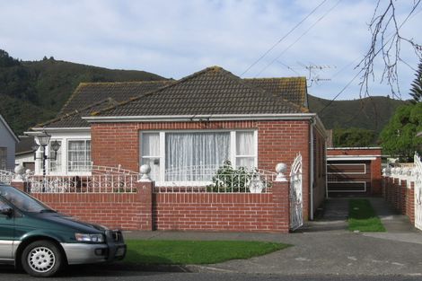 Photo of property in 34 Churton Crescent, Taita, Lower Hutt, 5011