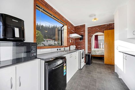 Photo of property in 8 Ngaturi Grove, Wainuiomata, Lower Hutt, 5014