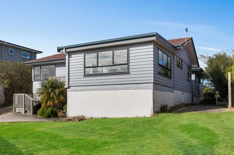 Photo of property in 23 Sheralee Place, Bucklands Beach, Auckland, 2014