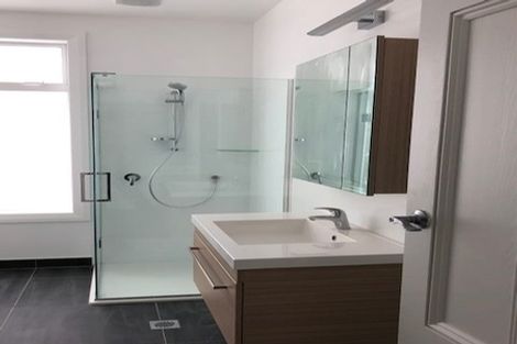 Photo of property in 136 Brougham Street, Mount Victoria, Wellington, 6011