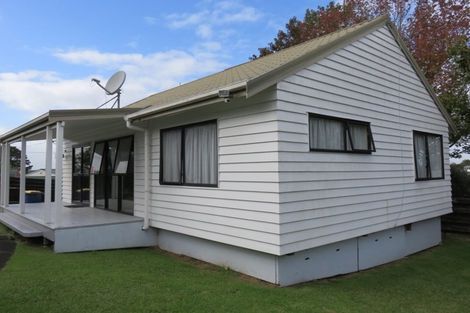 Photo of property in 1/39 Jaemont Avenue, Te Atatu South, Auckland, 0610