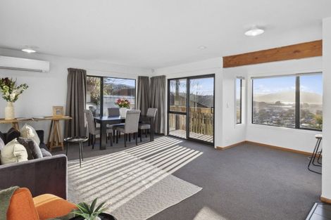 Photo of property in 48 Easther Crescent, Kew, Dunedin, 9012