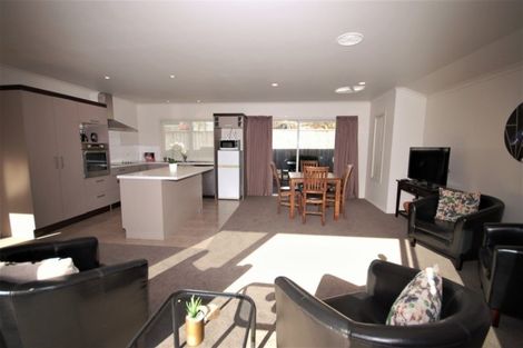 Photo of property in 2/155 Tauhara Road, Tauhara, Taupo, 3330