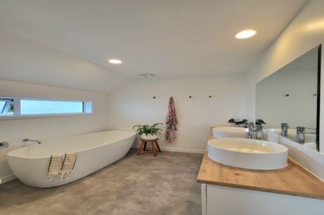 Photo of property in 15 Verbena Glen, Mount Maunganui, 3116