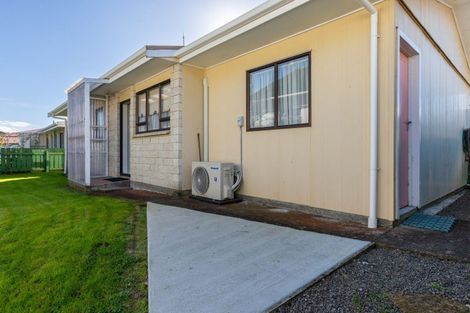 Photo of property in 28b Pollen Street, Woodville, 4920
