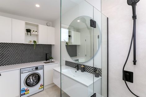 Photo of property in 75a Pendarves Street, New Plymouth, 4310