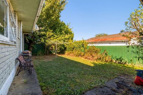 Photo of property in 46 Karaka Crescent, Levin, 5510