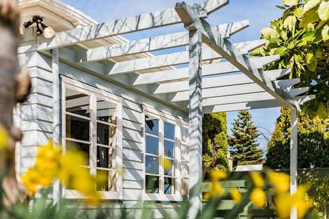 Photo of property in 218 Muritai Road, Eastbourne, Lower Hutt, 5013