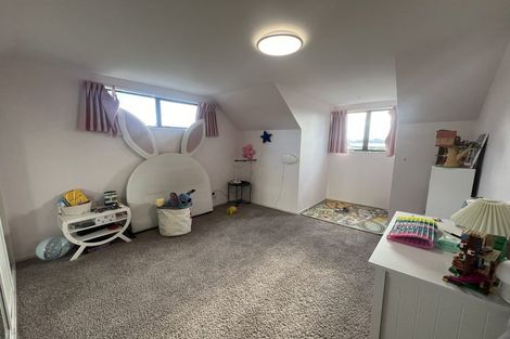 Photo of property in 2/7 Rhyl Place, Bryndwr, Christchurch, 8053