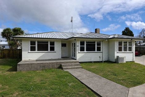 Photo of property in 20 Brocas Avenue, Hillcrest, Hamilton, 3216