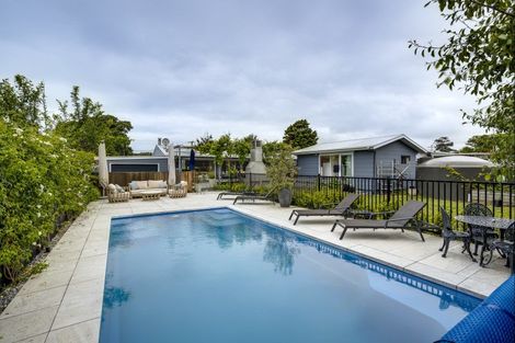 Photo of property in 10 Airini Road, Waimarama, 4294