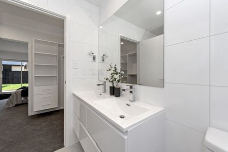 Photo of property in 10 Rose Berry Crescent, Flagstaff, Hamilton, 3210