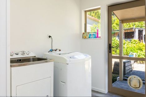 Photo of property in 1 Whitby Close, Waikawa, Picton, 7220