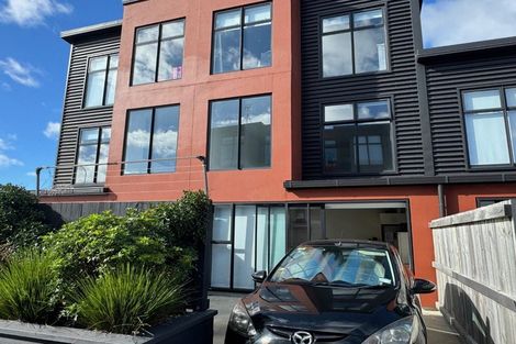Photo of property in 33/17 Owens Place, Mount Maunganui, 3116