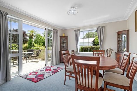 Photo of property in 23 Taupaki Road, Taupaki, Henderson, 0782