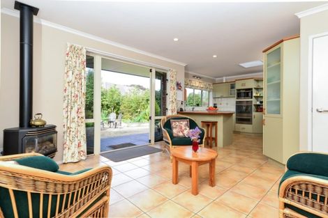 Photo of property in 8 Flora Way, Rototuna, Hamilton, 3210