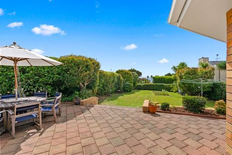 Photo of property in 27 Gulf View Road, Murrays Bay, Auckland, 0630