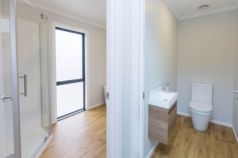 Photo of property in 1 Cynisca Crescent, Wallaceville, Upper Hutt, 5018