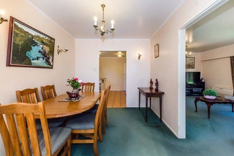 Photo of property in 15 Park Avenue, Waikanae, 5036
