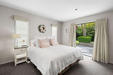 Photo of property in 9 Gwen Place, Redwood, Christchurch, 8051