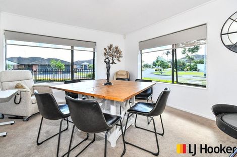 Photo of property in 1 Mull Place, Wattle Downs, Auckland, 2103