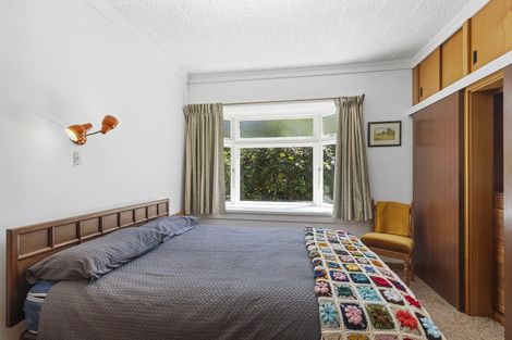 Photo of property in 103 Melbourne Road, Island Bay, Wellington, 6023