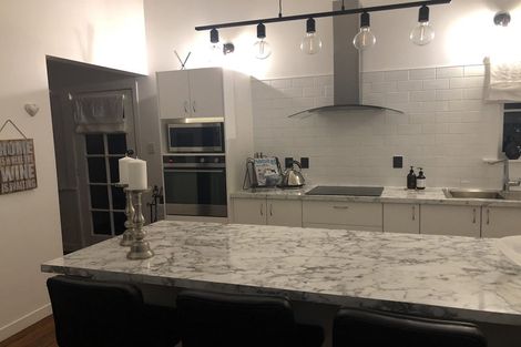 Photo of property in 24 Brassey Road, Saint Johns Hill, Whanganui, 4500