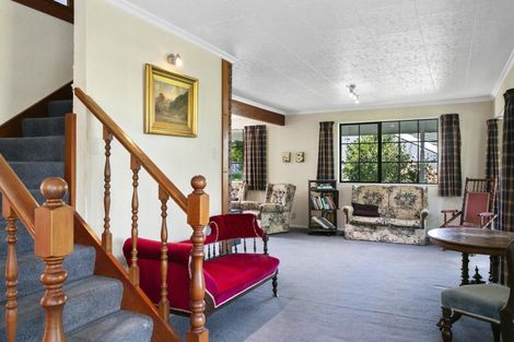 Photo of property in 9 Holland Grove, Richmond Heights, Taupo, 3330