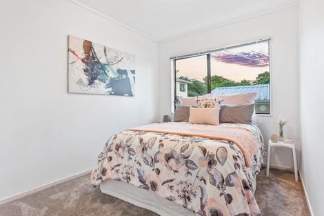 Photo of property in 11 Mona Vale, West Harbour, Auckland, 0618