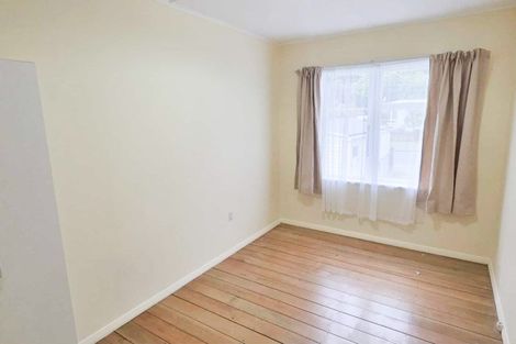 Photo of property in 52 Sunny Grove, Wainuiomata, Lower Hutt, 5014